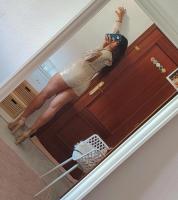 600428117: Chica busca chico en Sevilla