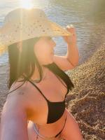 633223918: Chica busca chico en Ibiza