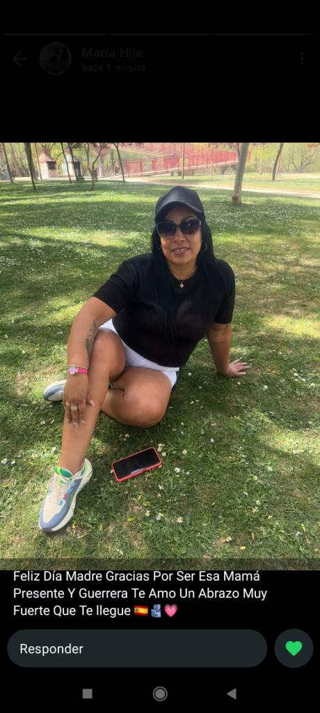 745055570: Chica busca chico en Burgos