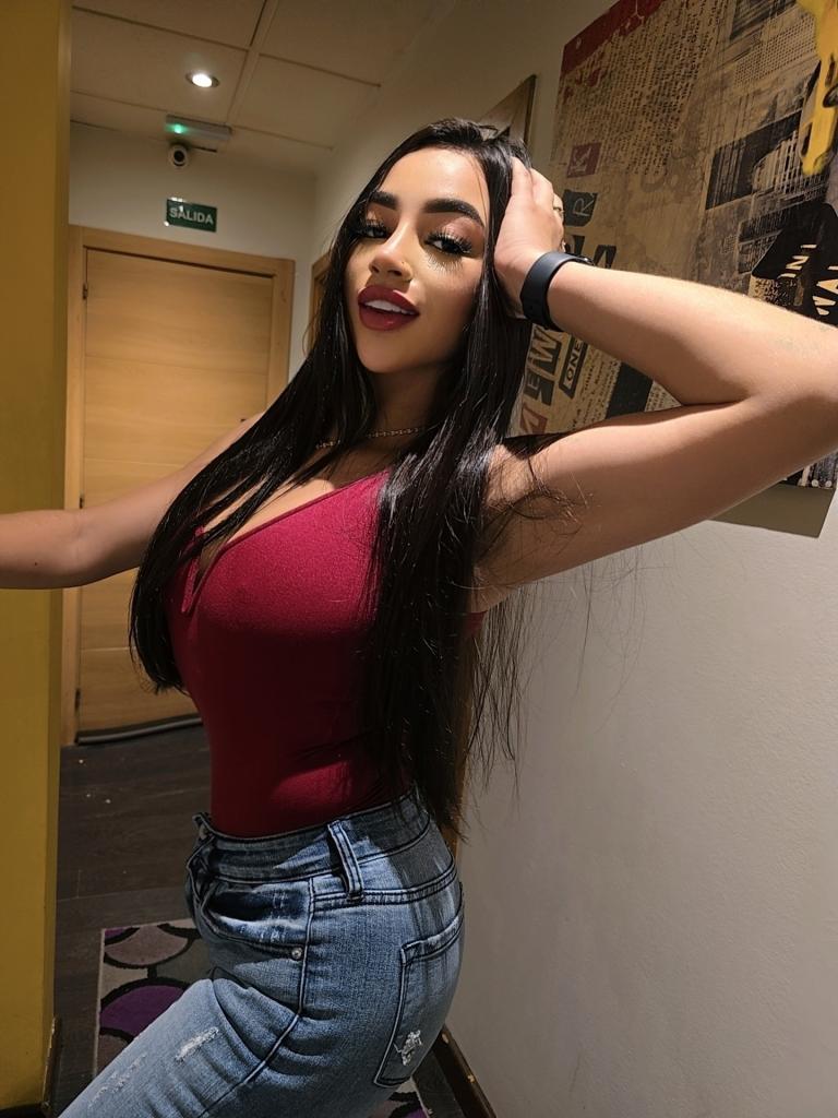 Chica busca chico en Pontevedra: Chica busca chico