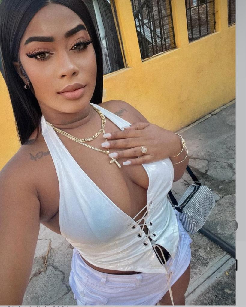 Chica busca chico en Granada: 