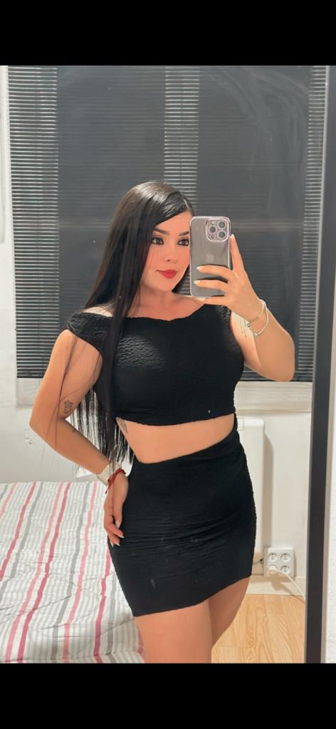 613757414: Chica busca chico en Navarra