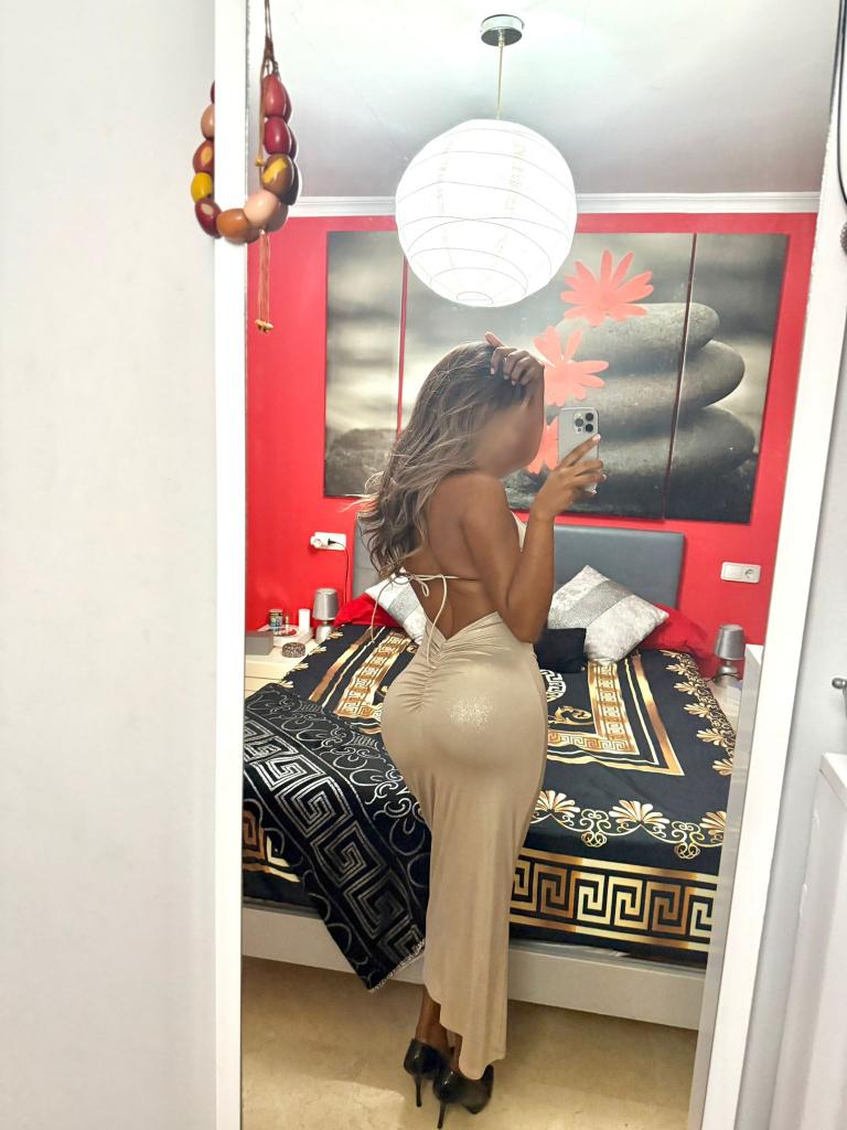 Chica busca chico en Mallorca: 