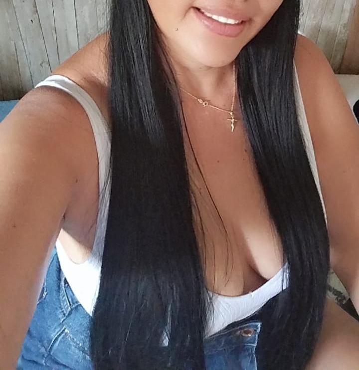 677157220: Chica busca chico en Valencia