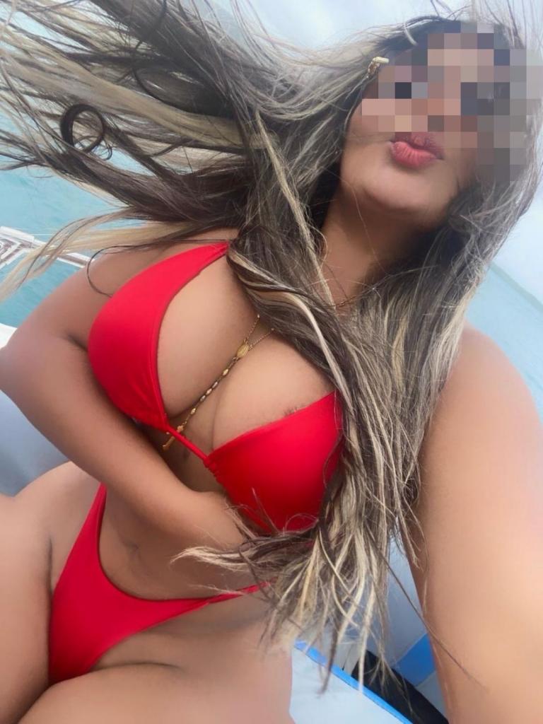 Chica busca chico en Granada: 