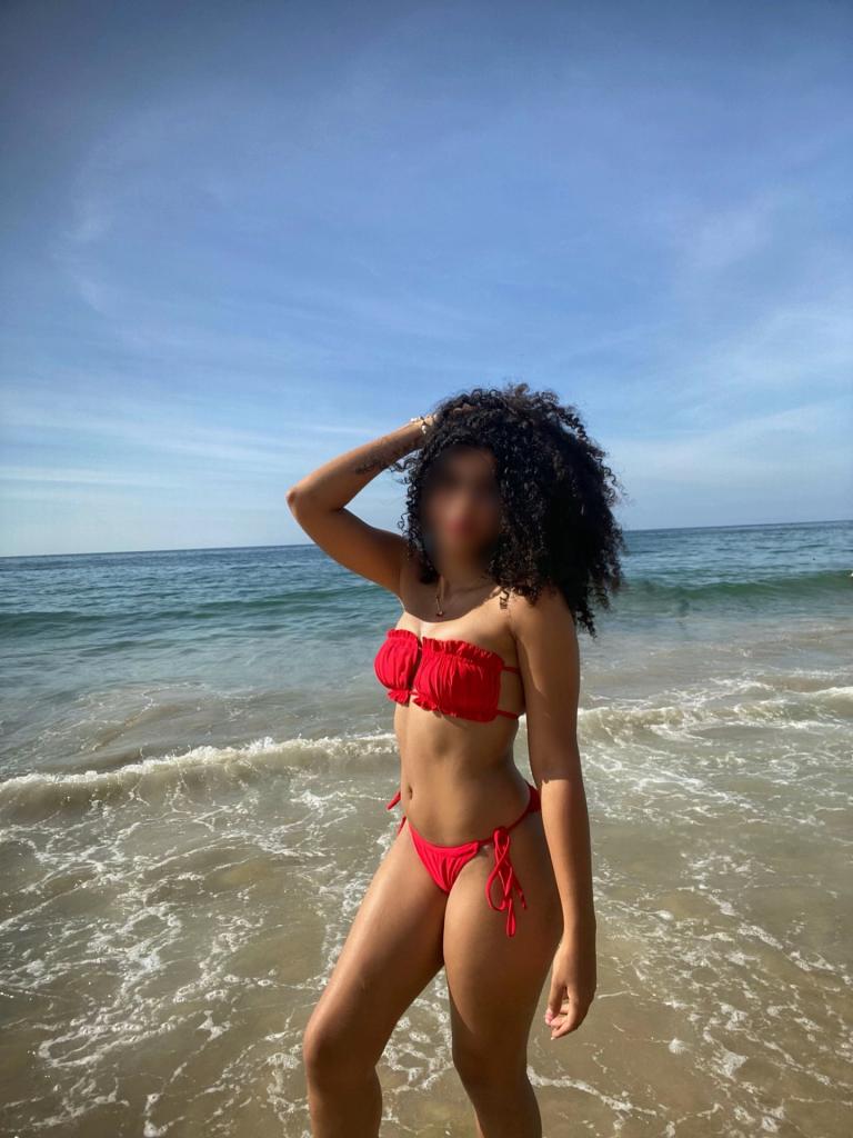 Chica busca chico en Sevilla: 