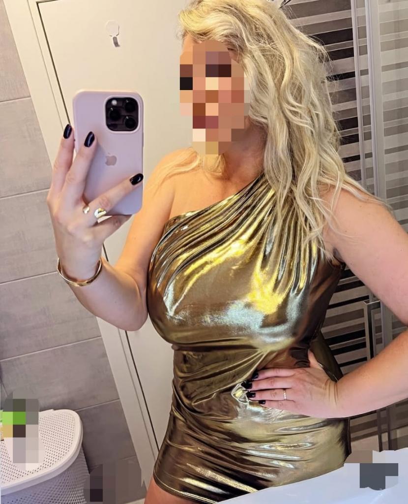 Chica busca chico en Cádiz: 