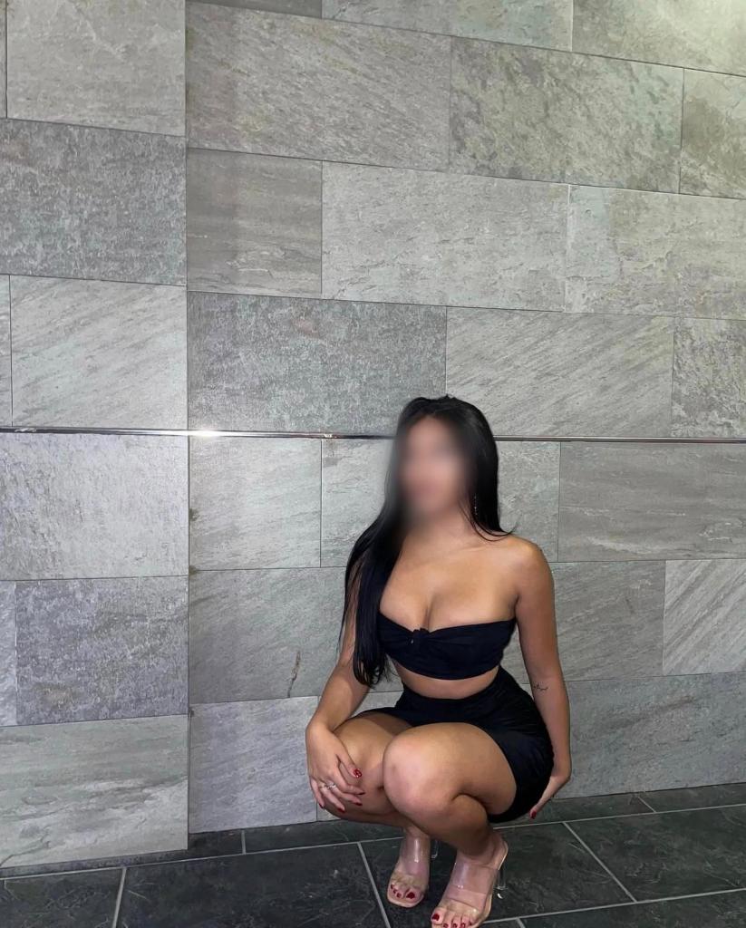 Chica busca chico en Barcelona: 