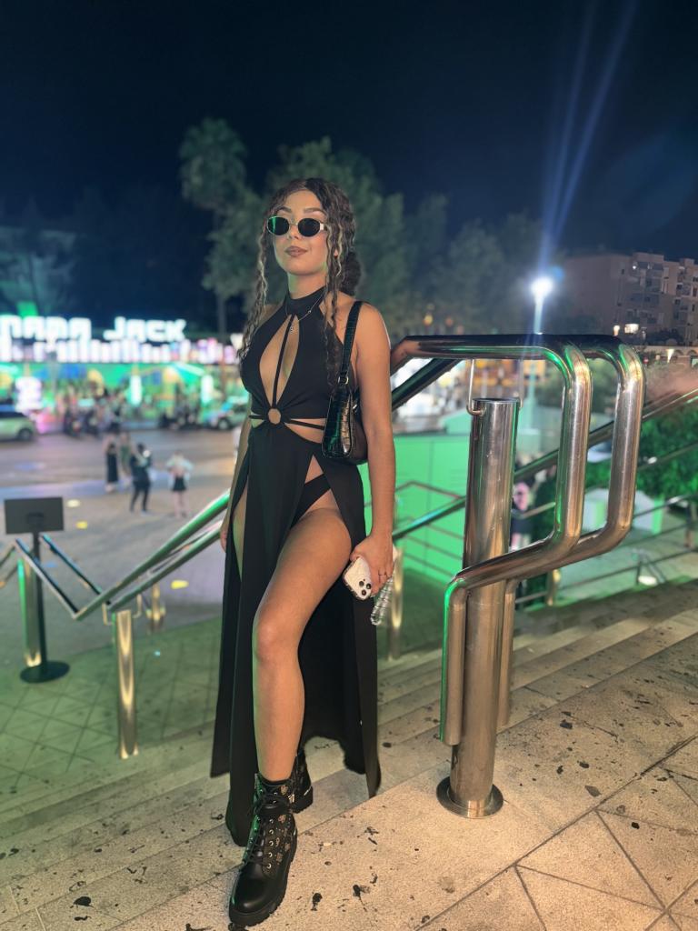 Chica busca chico en Mallorca: 
