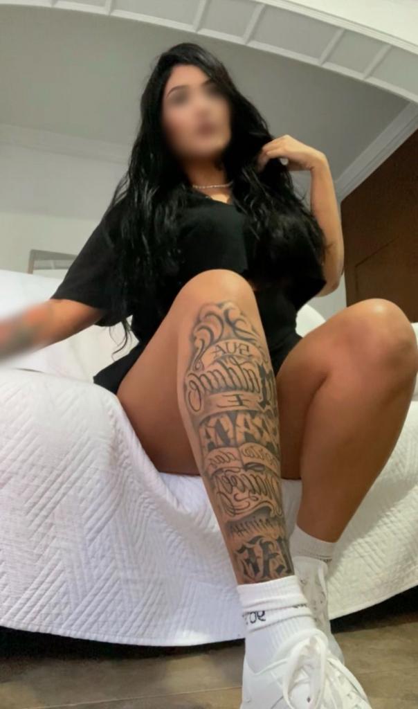 Chica busca chico en Castellón: 