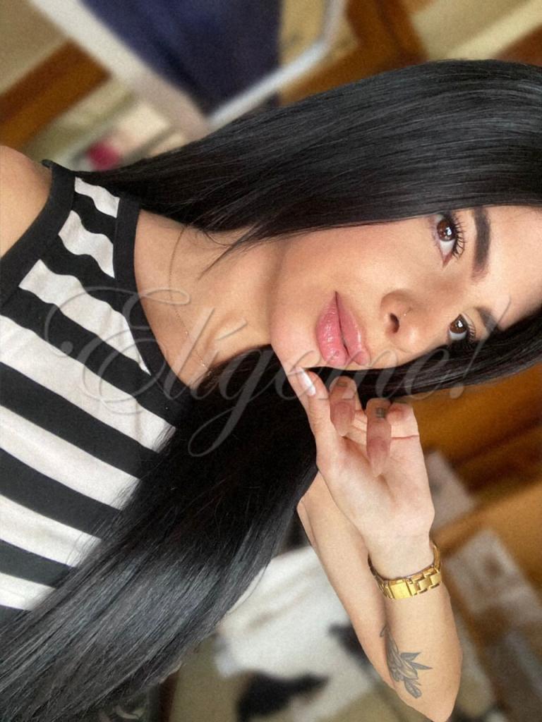 Chica busca chico en Barcelona: 