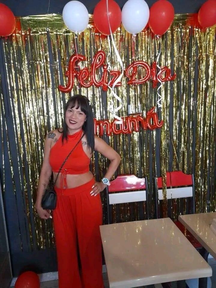 Chica busca chico en Murcia: 