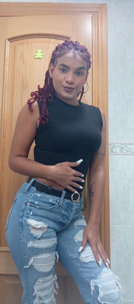 624175643: Chica busca chico en Navarra