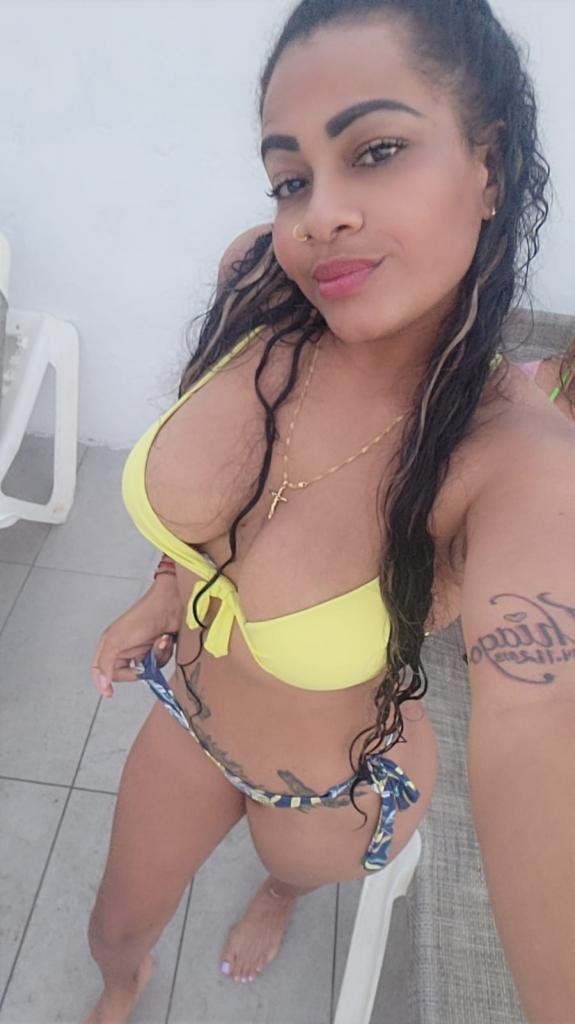Chica busca chico en Ibiza: 