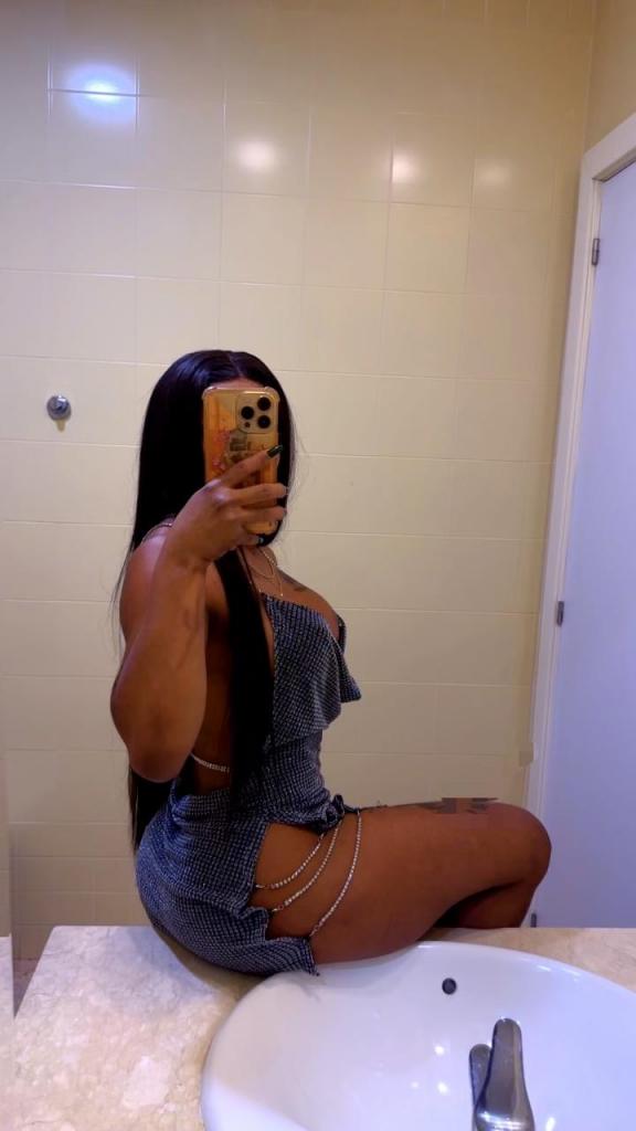 Chica busca chico en Sevilla: 