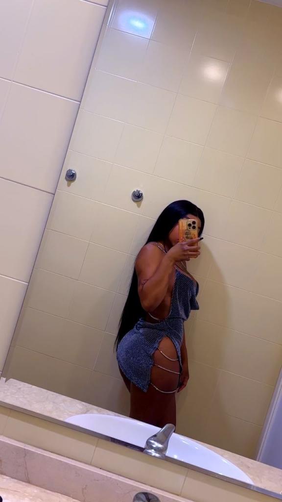 Chica busca chico en Sevilla: 