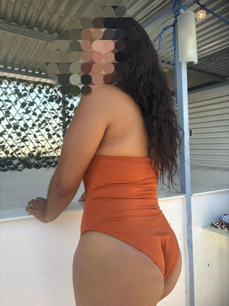613558217: Chica busca chico en Sevilla
