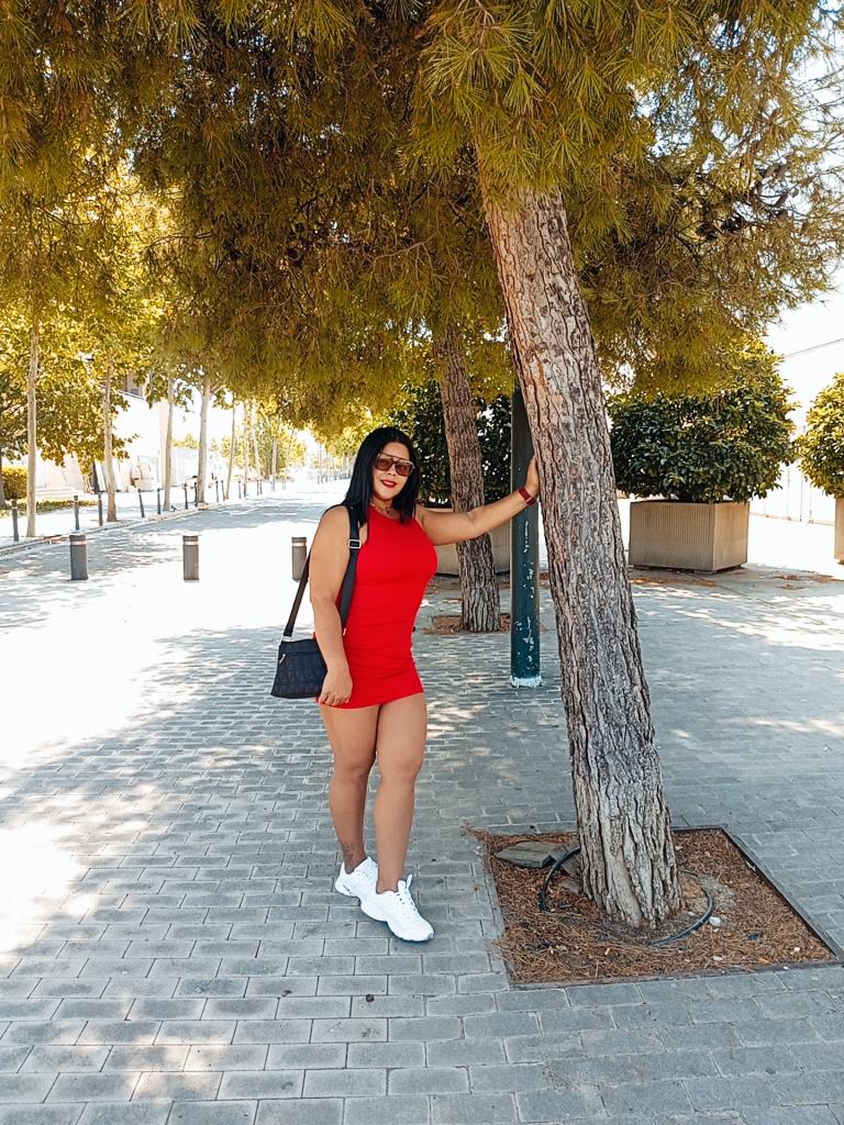602373465: Chica busca chico en Navarra