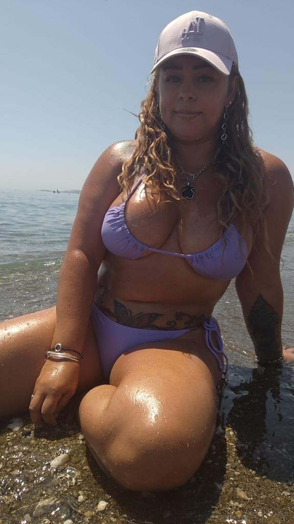 624076690: Chica busca chico en Málaga
