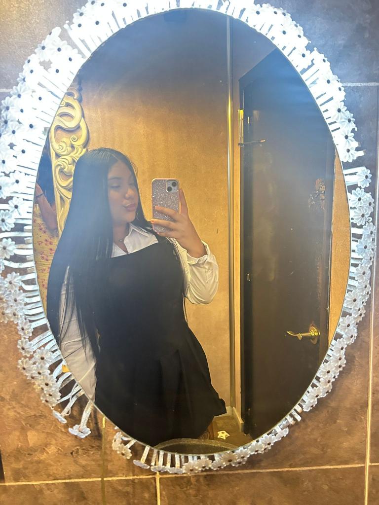 Chica busca chico en Cádiz: 