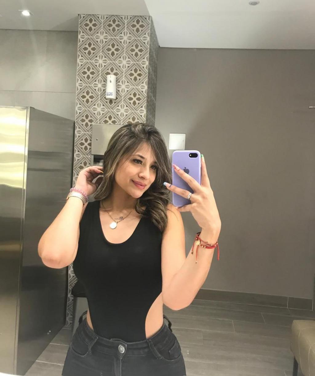 617609046: Chica busca chico en Cádiz