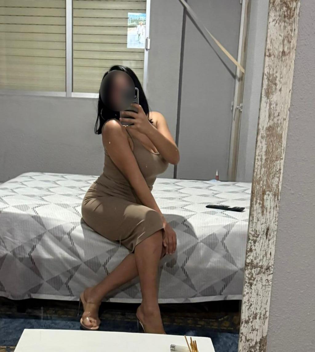 604176762: Chica busca chico en Granada