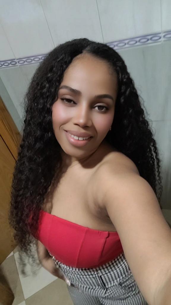 643422980: Chica busca chico en Gerona