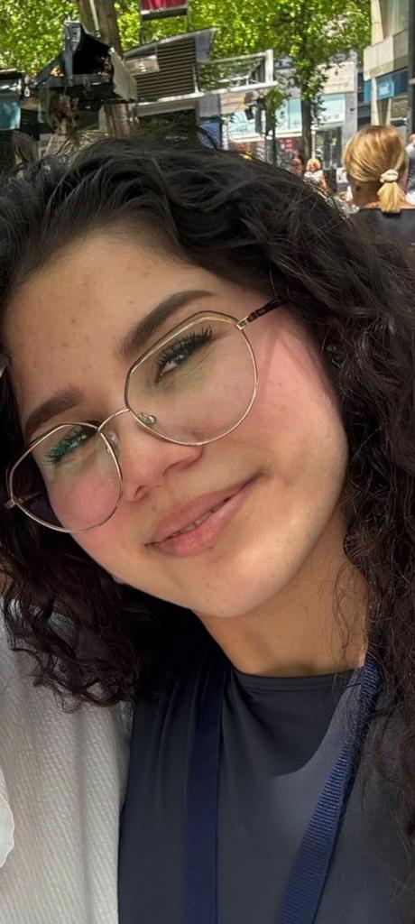 627655618: Chica busca chico en Murcia