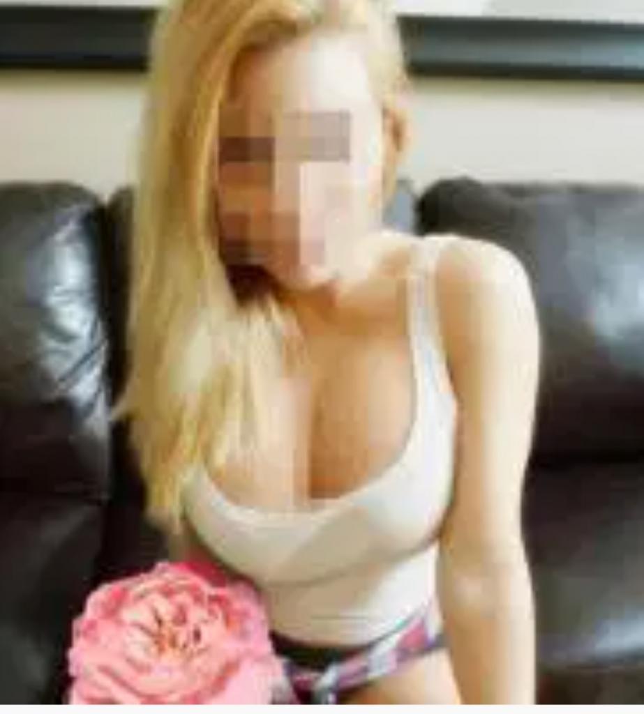 642556430: Chica busca chico en Barcelona