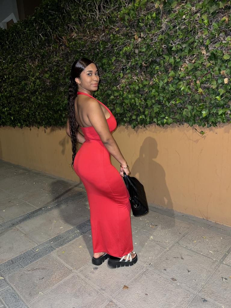 Chica busca chico en Ibiza: 