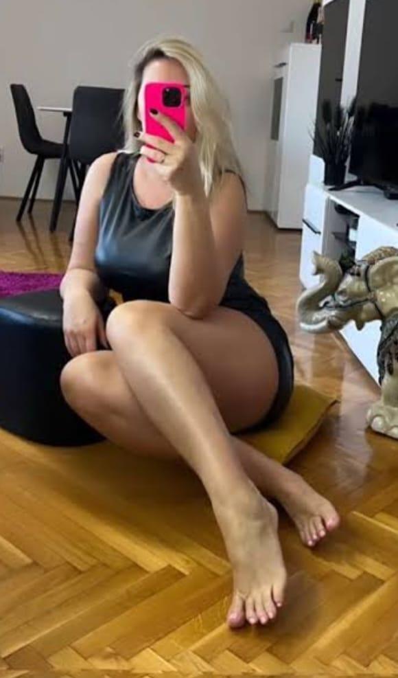 Chica busca chico en Cádiz: 