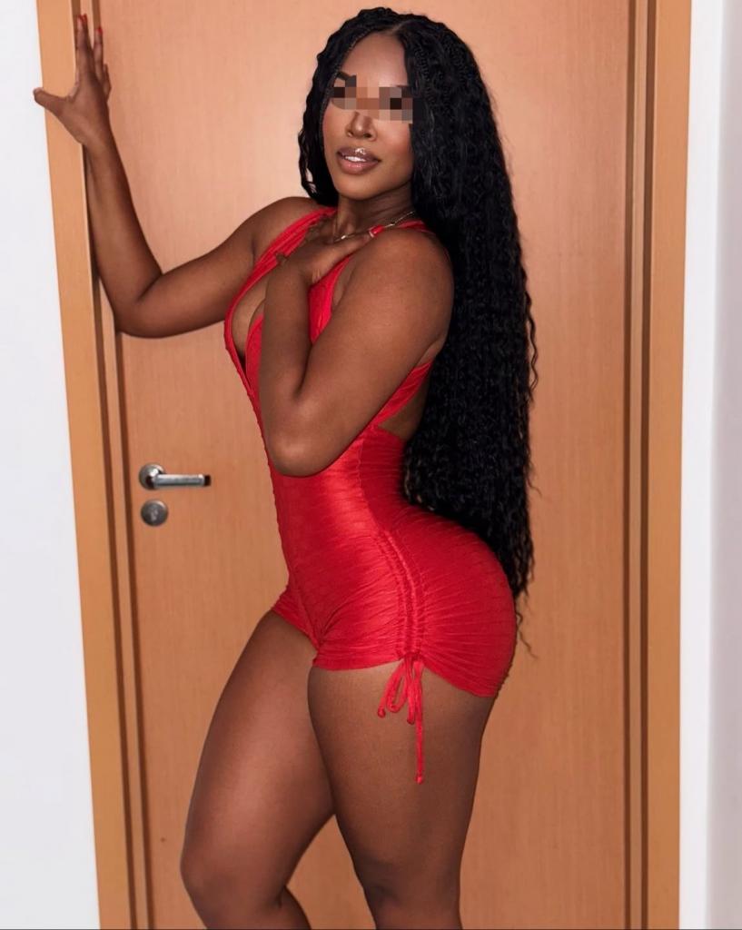 Chica busca chico en Murcia: 