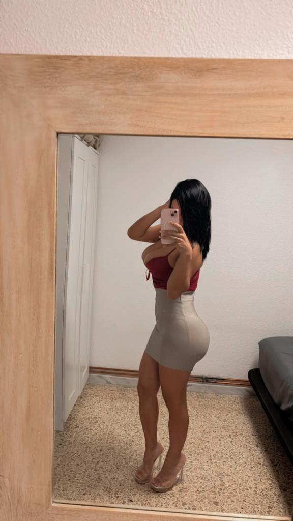 614560699: Chica busca chico en Zaragoza