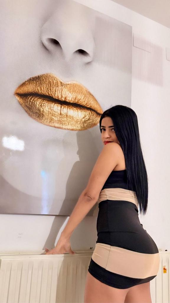 Chica busca chico en Madrid: Chica busca chico