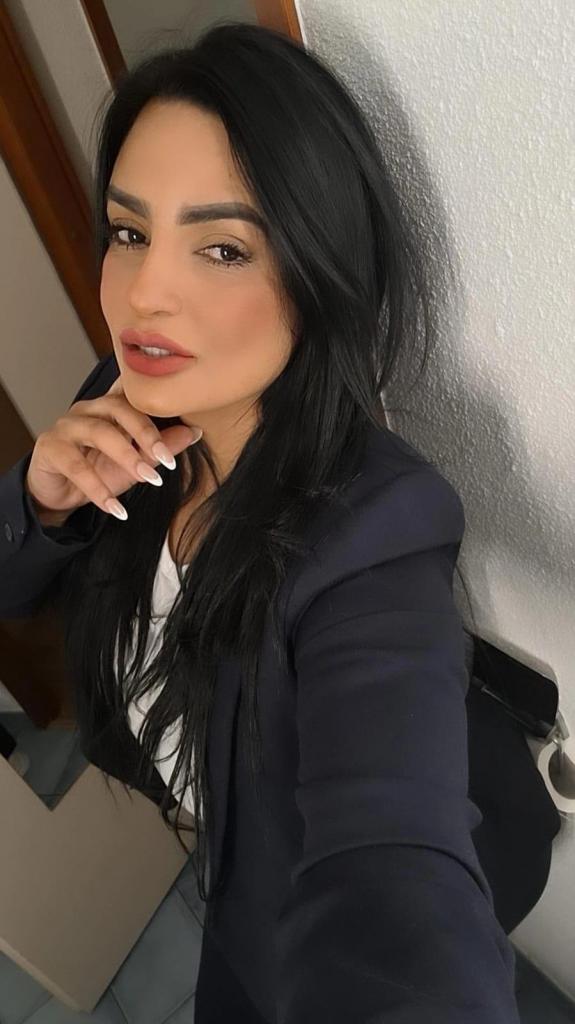 641725087: Chica busca chico en Zaragoza