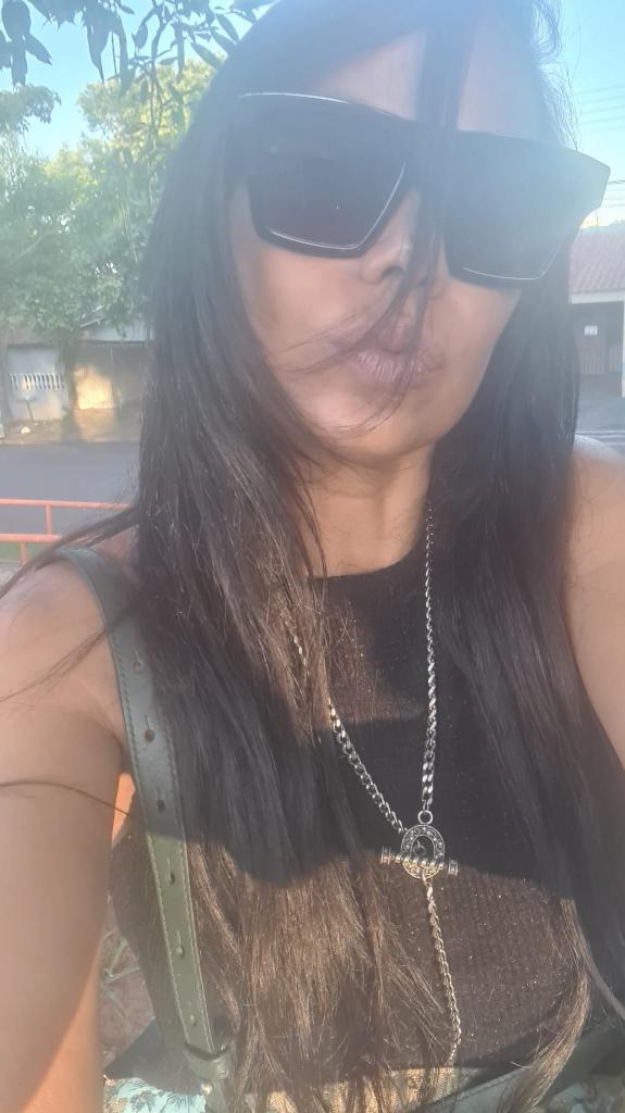 663478953: Chica busca chico en Gerona
