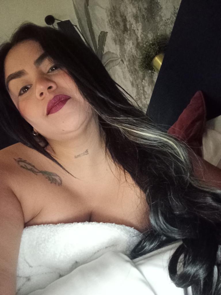 Chica busca chico en Huesca: 