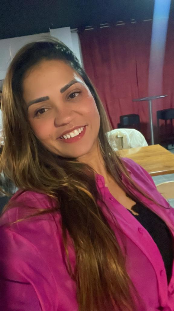 614087263: Chica busca chico en Murcia