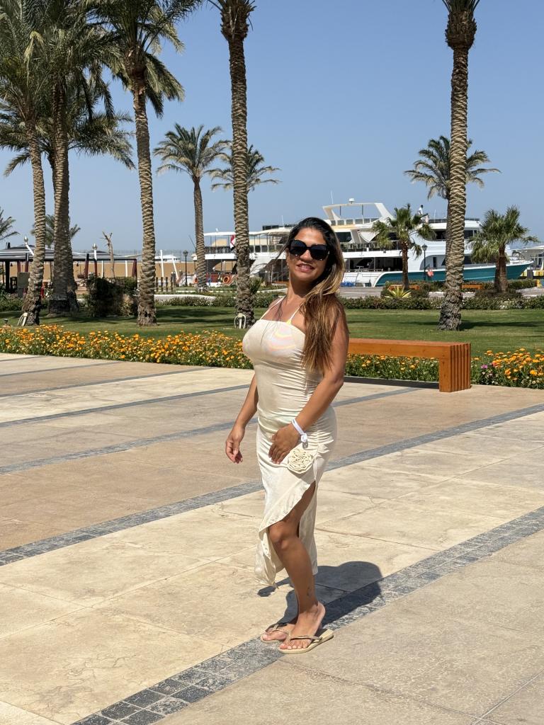 614087263: Chica busca chico en Murcia