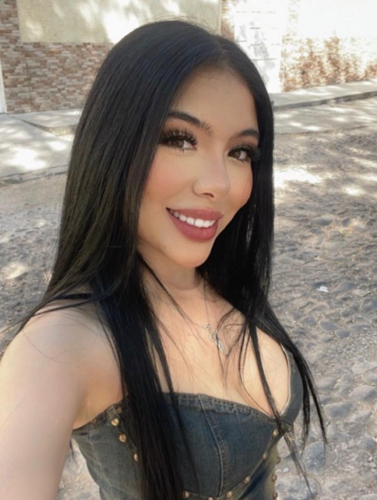 Chica busca chico en Tenerife: 