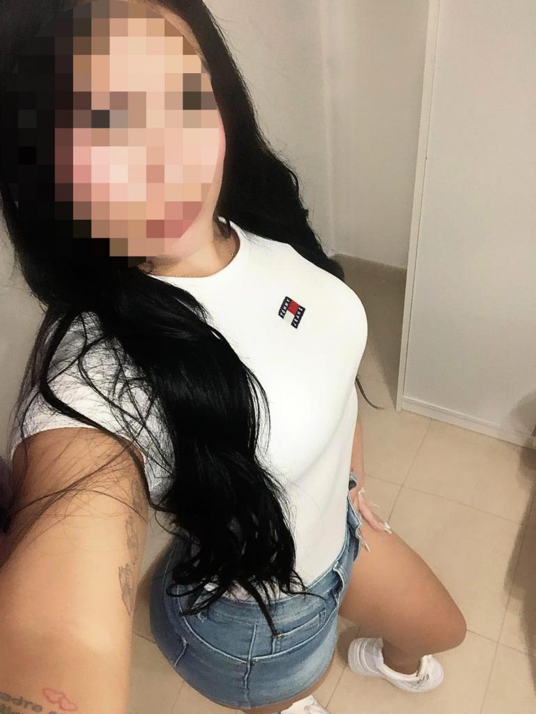 Chica busca chico en Tenerife: 
