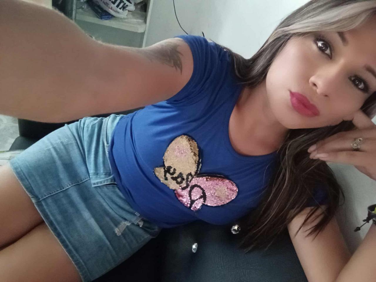 Chica busca chico en Tenerife: 