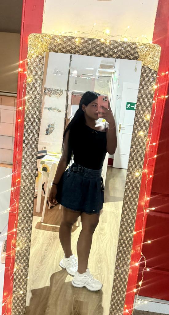 Chica busca chico en Tenerife: 