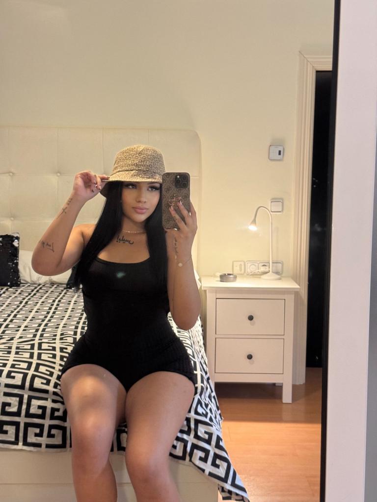 627596160: Chica busca chico en Madrid