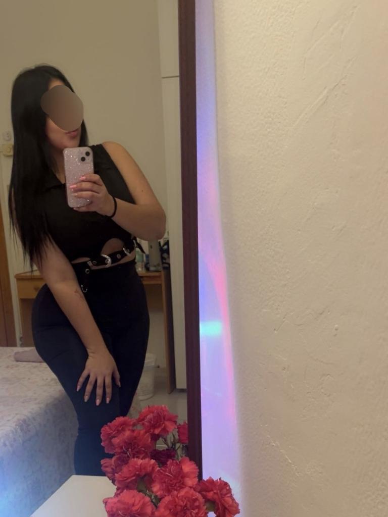 Chica busca chico en Sevilla: 
