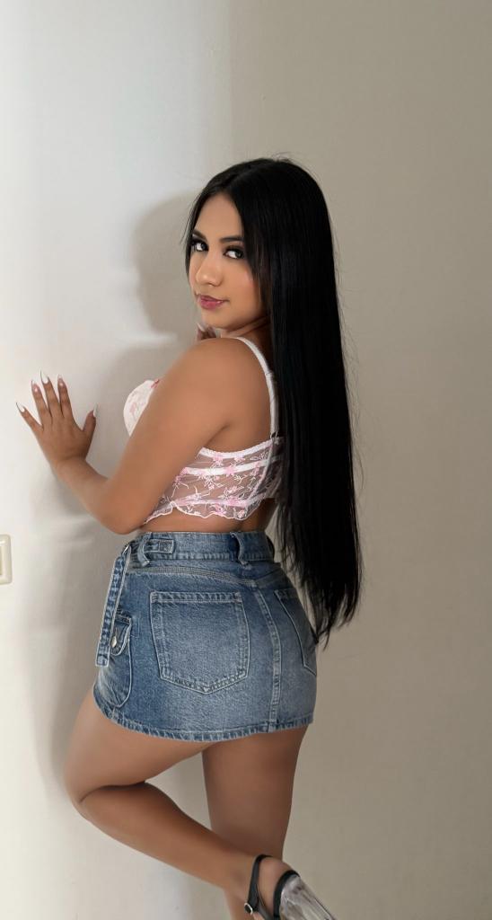697708396: Chica busca chico en Mallorca