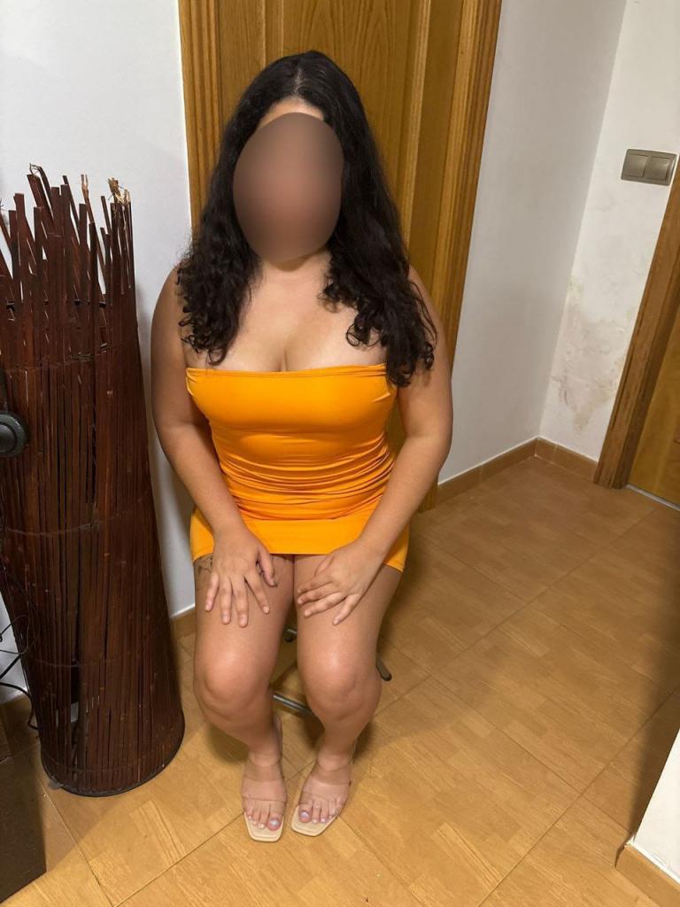 643757941: Chica busca chico en Madrid