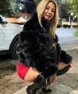 631959142: Chica busca chico en Navarra