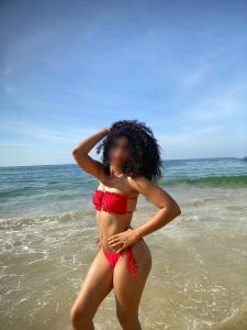 633846678: Chica busca chico en Sevilla