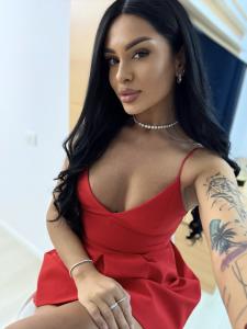 670994947: Chica busca chico en Málaga